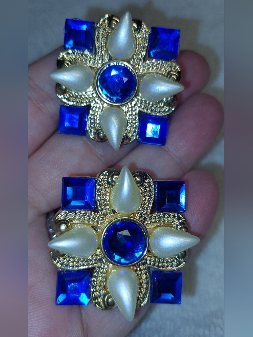 Gold-Tone Blue Crystal & Pearl Statement Earrings Nwot
